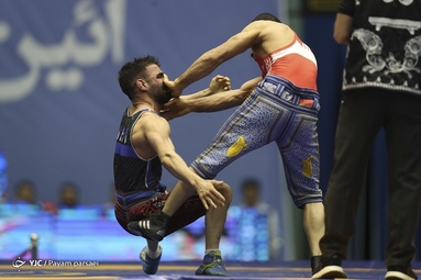 مراسم اهدای بازوبند پهلوانی سال ۱۴۰۱