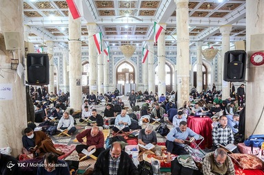 مراسم اعمال ام‌داود در مساجد قم