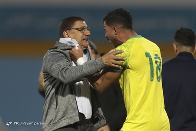 لیگ برتر فوتبال / صنعت نفت آبادان ۱ - پرسپولیس تهران ۲