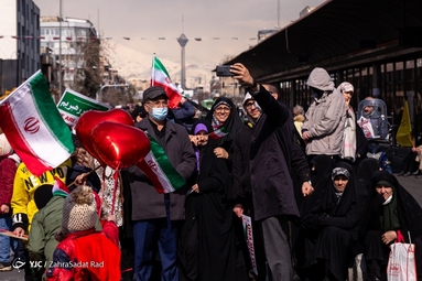 مراسم چهل و چهارمین پیروزی شکوهمند انقلاب اسلامی در تهران