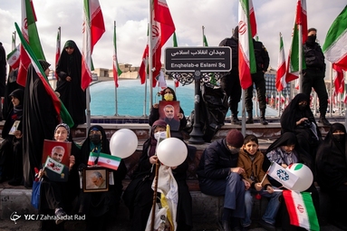 مراسم چهل و چهارمین پیروزی شکوهمند انقلاب اسلامی در تهران