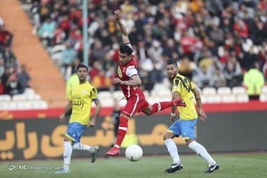 لیگ برتر فوتبال / پرسپولیس تهران ۳ - نفت مسجدسلیمان ۰
