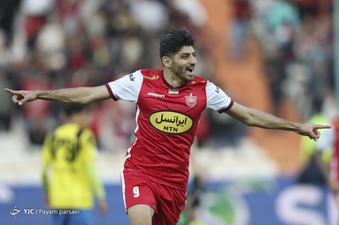لیگ برتر فوتبال / پرسپولیس تهران ۳ - نفت مسجدسلیمان ۰