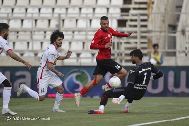 لیگ برتر فوتبال / تراکتورسازی تبریز ۲ - پرسپولیس تهران ۳