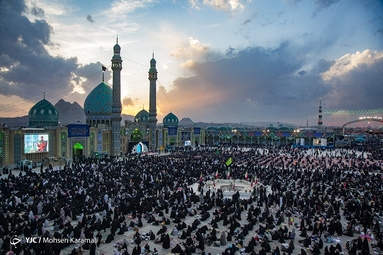 جشن نیمه شعبان در مسجد مقدس جمکران