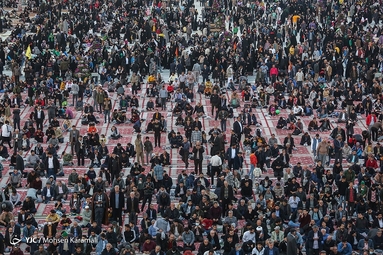 جشن نیمه شعبان در مسجد مقدس جمکران