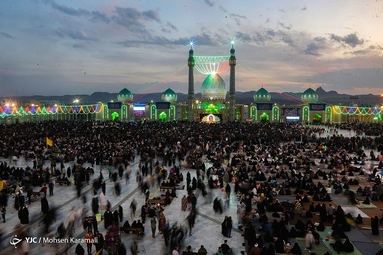 جشن نیمه شعبان در مسجد مقدس جمکران