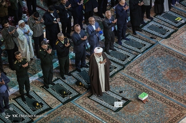 جشن نیمه شعبان در مسجد مقدس جمکران