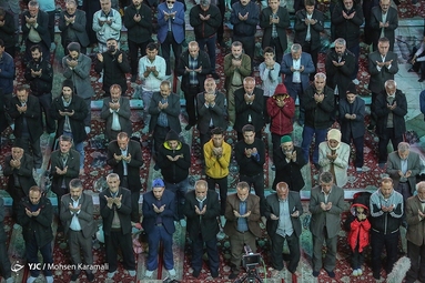 جشن نیمه شعبان در مسجد مقدس جمکران