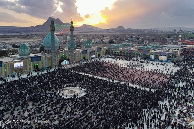 جشن نیمه شعبان در مسجد مقدس جمکران