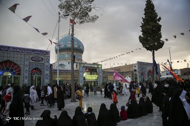 اجتماع عظیم منتظران ظهور / از میدان شورا تا حرم امامزاده محمد (ع) کرمان