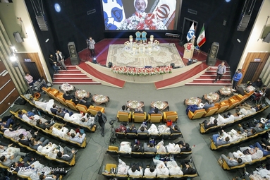 جشن بزرگ ازدواج دانشجویی در دانشگاه اصفهان
