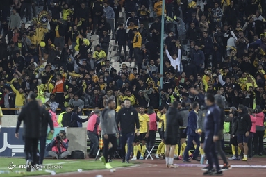 لیگ برتر فوتبال / پرسپولیس تهران ۰ - سپاهان اصفهان ۱
