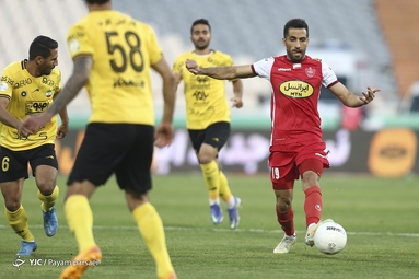لیگ برتر فوتبال / پرسپولیس تهران ۰ - سپاهان اصفهان ۱