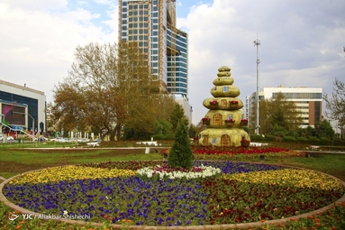 زیباسازی شهر مشهد به مناسبت نوروز ۱۴۰۲