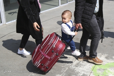 استقبال از بهار و میهمانان نوروزی در پایانه مرکزی تبریز