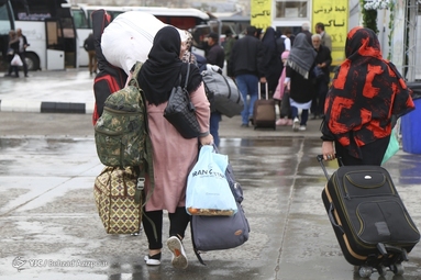 استقبال از بهار و میهمانان نوروزی در پایانه مرکزی تبریز
