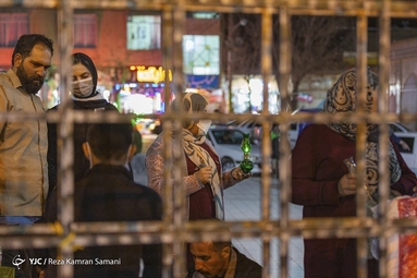 آیین سنتی چراغ بران در بام ایران