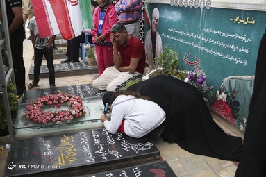 تولد مرد آسمانی