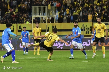 لیگ برتر فوتبال / سپاهان اصفهان ۱- صنعت نفت آبادان ۰