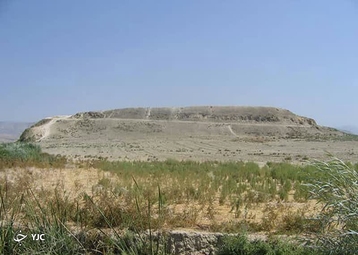 تپه تاریخی نورآباد ممسنی عکس مربوط به اوایل دهه ۹۰