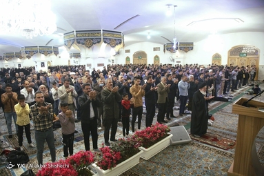 افطاری در حرم مطهر امام رضا (ع)