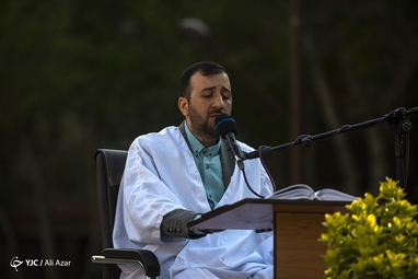 آیین جزء خوانی قرآن کریم در چهار باغ اصفهان