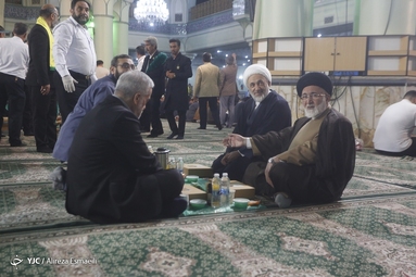 مراسم افطاری در حرم مطهر حضرت عبدالعظیم حسنی (ع)