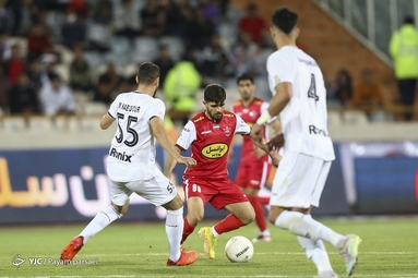 لیگ برتر فوتبال/ پرسپولیس تهران ۳ - ملوان بندرانزلی ۰