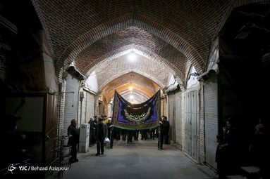 مراسم عزاداری شهادت امام علی (ع) در بازار تاریخی تبریز