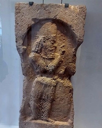 سنگ نگاره ساسانی کشف شده در انگلیس