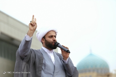 جشن «روزه اولی‌ها» ویژه ۱۰ هزار دانش‌آموز دختر در مشهد