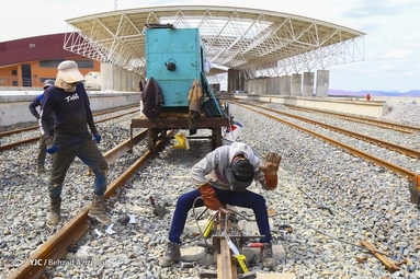 پروژه خط آهن بستان آباد - خاوران