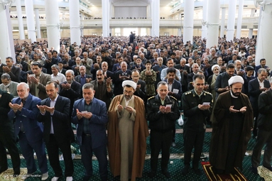 اقامه نماز با شکوه عید سعید فطر - زنجان