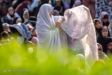 اقامه نماز با شکوه عید سعید فطر در مصلی تهران