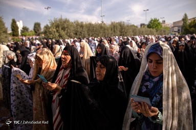 اقامه نماز با شکوه عید سعید فطر در مصلی تهران