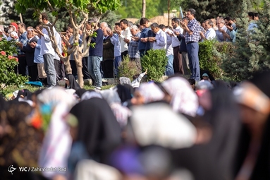 اقامه نماز با شکوه عید سعید فطر در مصلی تهران