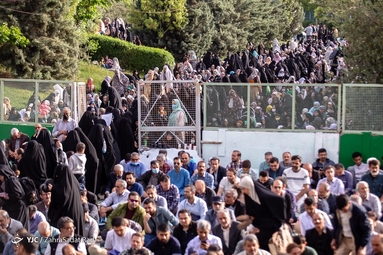 اقامه نماز با شکوه عید سعید فطر در مصلی تهران