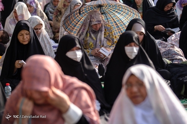 اقامه نماز با شکوه عید سعید فطر در مصلی تهران