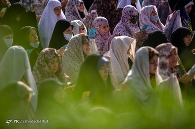 اقامه نماز با شکوه عید سعید فطر در مصلی تهران