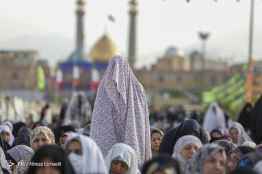 اقامه نماز با شکوه عید سعید فطر در حرم شاه عبدالعظیم حسنی(ع)