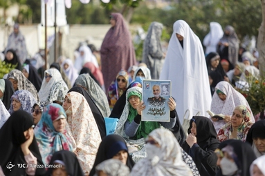 اقامه نماز با شکوه عید سعید فطر در حرم شاه عبدالعظیم حسنی(ع)