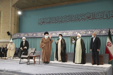 دیدار مسئولان، سفرای کشور‌های اسلامی با رهبر معظم انقلاب