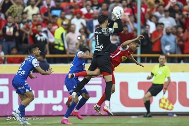 شهرآورد ۱۰۰ / پرسپولیس تهران ۱ - استقلال تهران ۰
