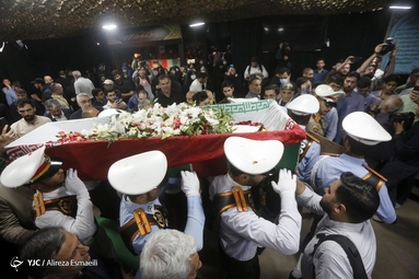 مراسم وداع با پیکر مطهر شهید آشوری جانی بت اوشانا