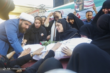 مراسم وداع با پیکر مطهر شهید آشوری جانی بت اوشانا