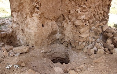 حفاری های غیرمجاز در آتشکده رستاق