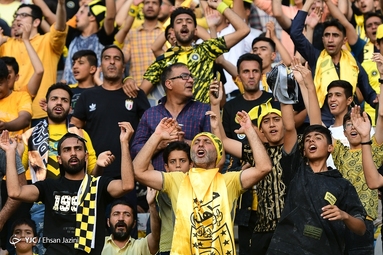 لیگ برتر فوتبال / سپاهان اصفهان ۵ - پیکان تهران ۰