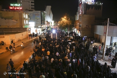 عزاداری شب شهادت امام جعفر صادق (ع)