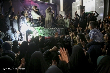 عزاداری شب شهادت امام جعفر صادق (ع)